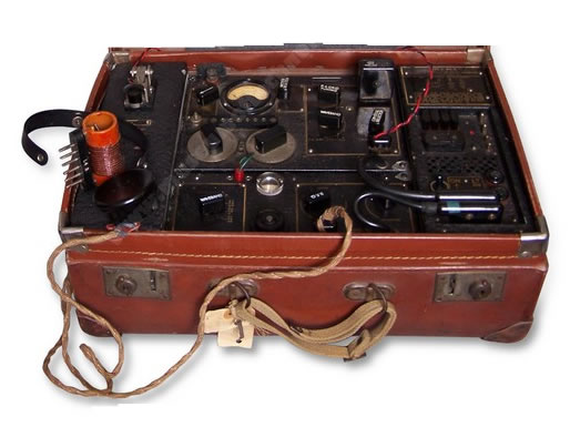 equipo radio clandestino